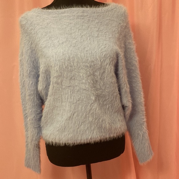 NWT Sky blue soft fur winter sweater - Small - Picture 4 of 4